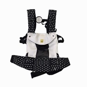 LÍLLÉbaby Complete 6-in-1, Deluxe Airflow Ergonomic carrier